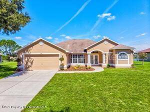 8119 SHORECREST CT, Spring Hill, FL 34606