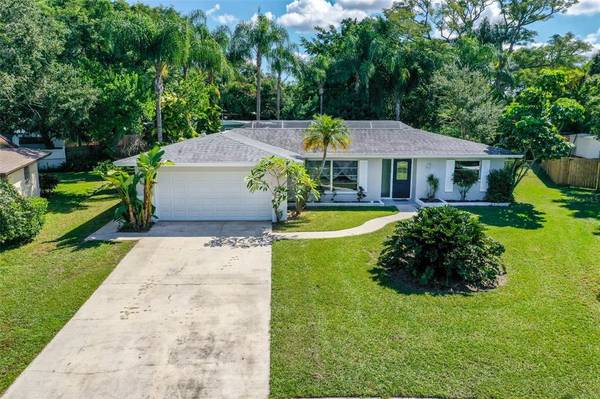 11453 IMPERIAL GROVE DR E, Largo, FL 33774