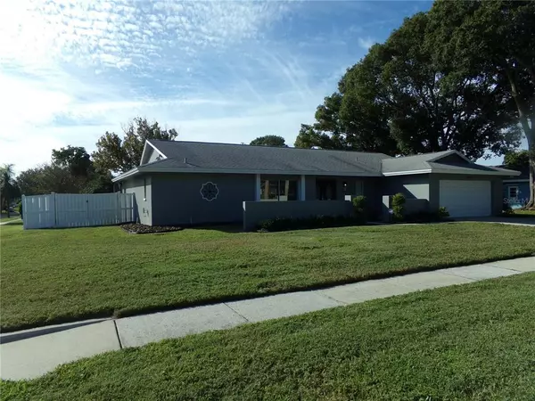 Dunedin, FL 34698,2609 PINEWOOD DR