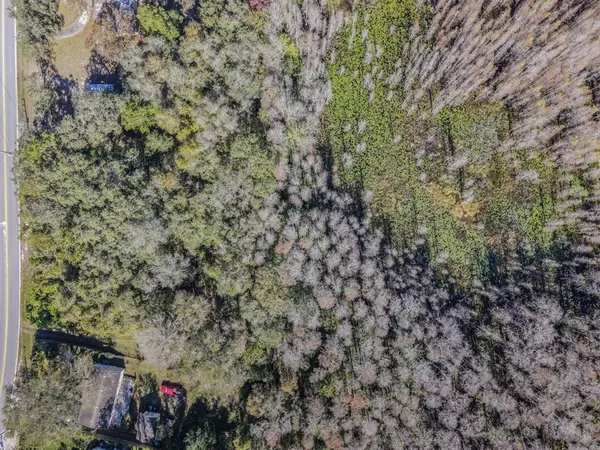 LAKE DR, New Port Richey, FL 34654