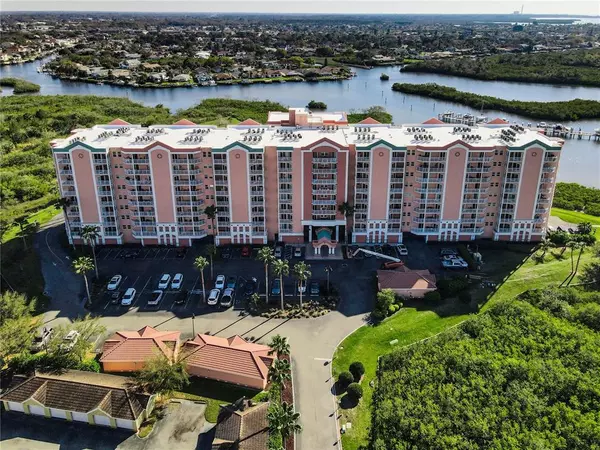 4516 SEAGULL DR #803, New Port Richey, FL 34652