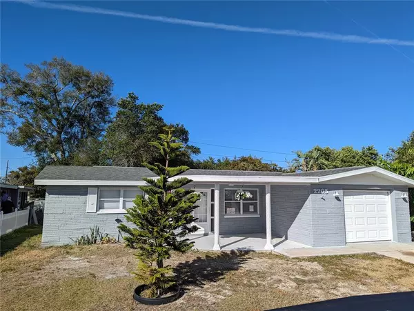 2205 PEGGY DR, Holiday, FL 34690