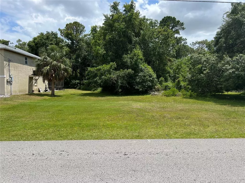 Hudson, FL 34667,8008 GULF WAY