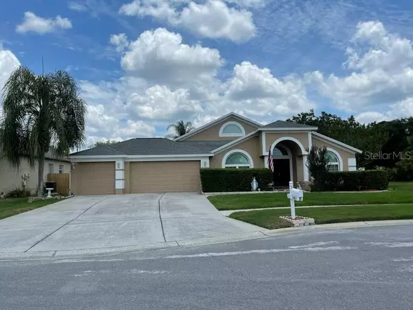 4405 CASTLEBAR WAY, Valrico, FL 33596