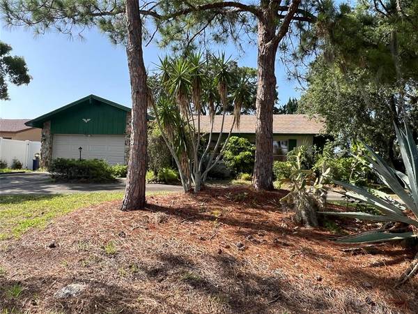 103 GULFWINDS DR E, Palm Harbor, FL 34683