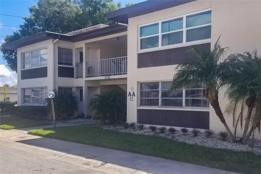 5132 AMULET DR #104, New Port Richey, FL 34652