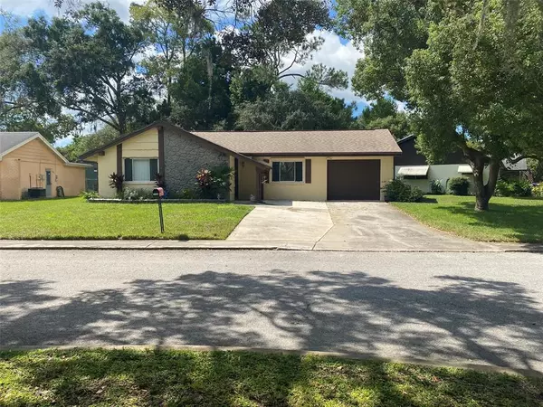 12500 STONE HOUSE LOOP, Hudson, FL 34667