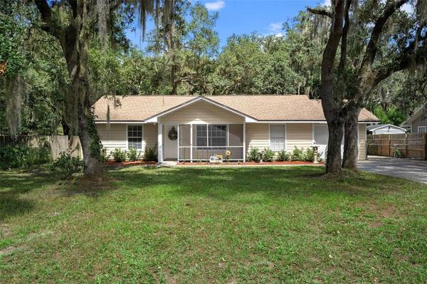 33385 RIDGE MANOR BLVD, Dade City, FL 33523