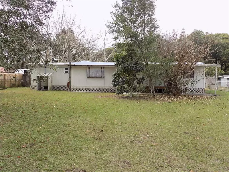 5205 ALLEN RD, Zephyrhills, FL 33541