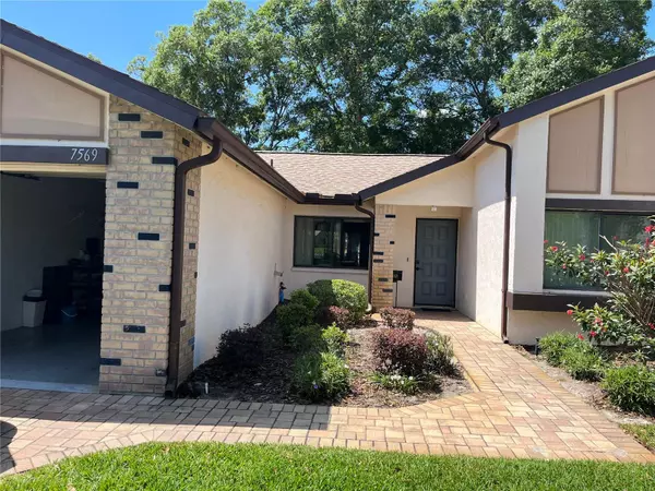 Weeki Wachee, FL 34613,7569 HEATHER WALK DR