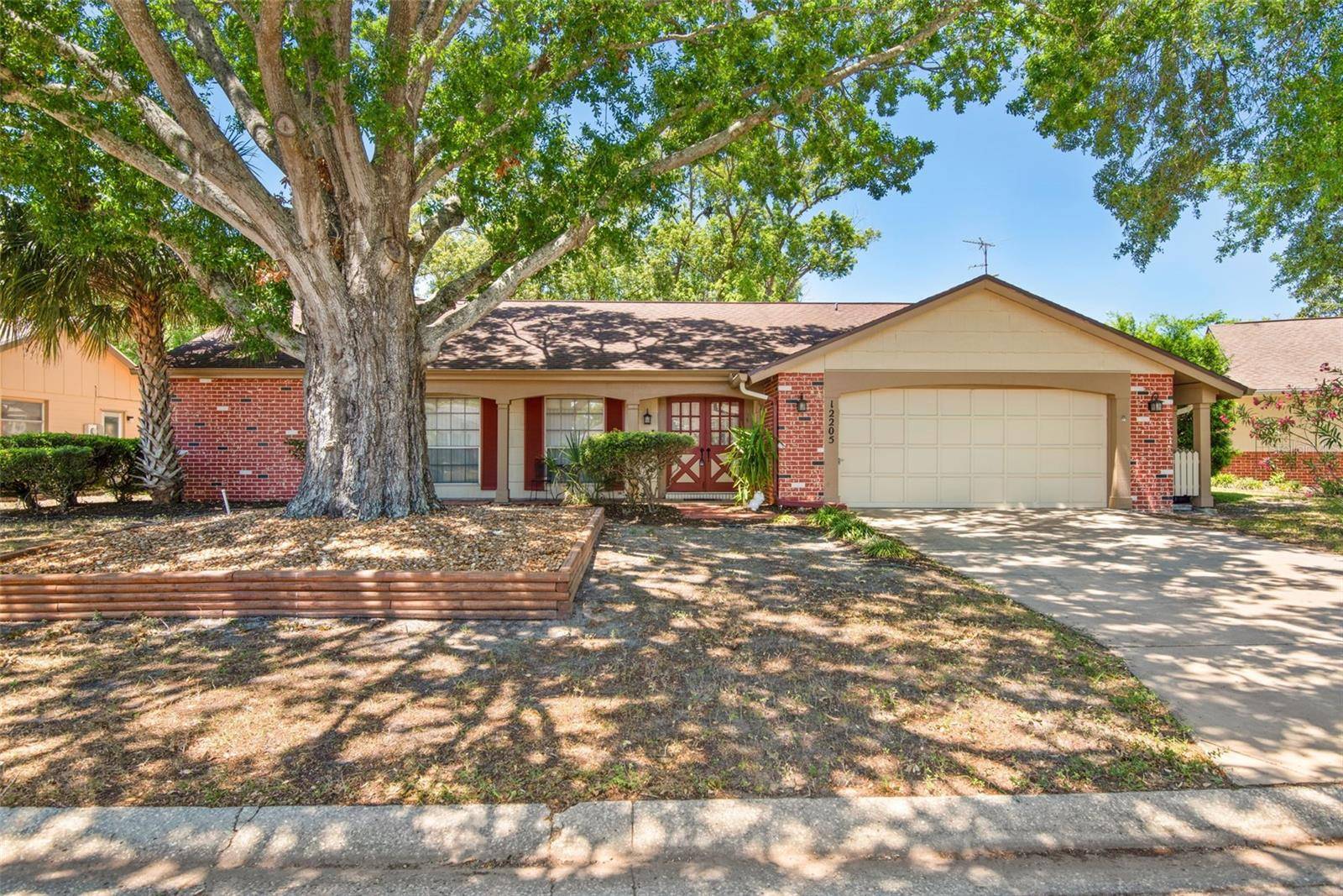 12205 MEADOWBROOK LN, Bayonet Point, FL 34667