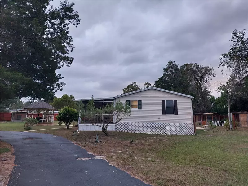 8282 DALEWOOD DR, Weeki Wachee, FL 34613