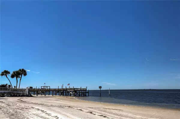 New Port Richey, FL 34652,4237 MARINE Pkwy