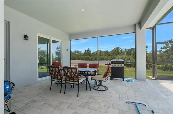 Weeki Wachee, FL 34613,9303 SONGBIRD CT