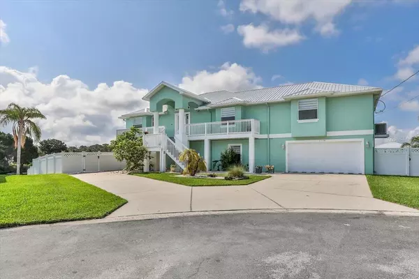 Hernando Beach, FL 34607,3178 AZALEA DR