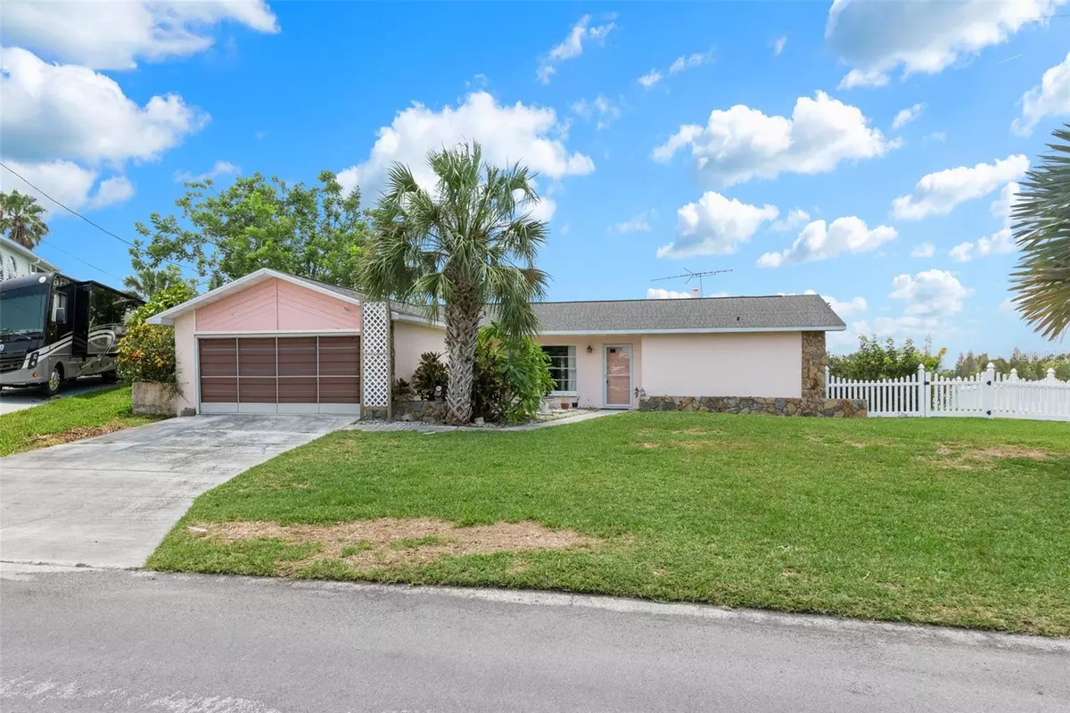 Hernando Beach, FL 34607,3226 GARDENIA DR