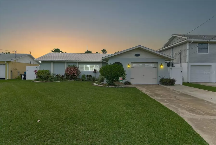 4382 1ST ISLE DR, Hernando Beach, FL 34607