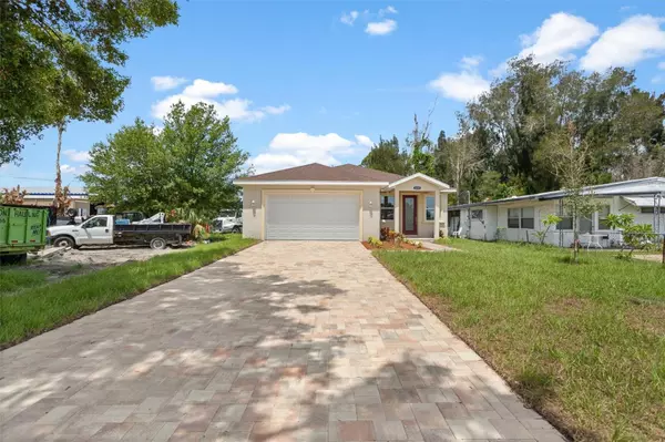 Pinellas Park, FL 33781,8334 40TH ST N