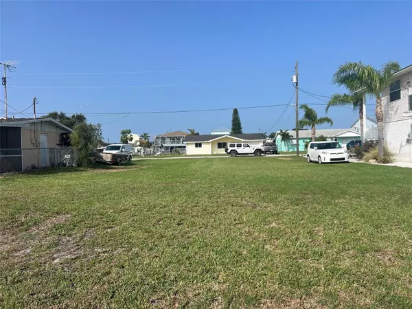 Hudson, FL 34667,13410 SUSAN DR