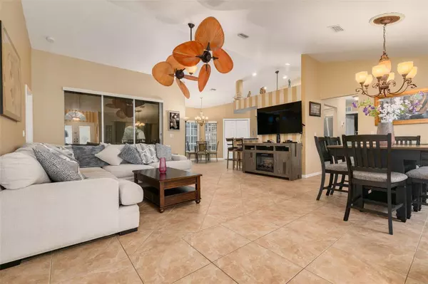 Weeki Wachee, FL 34613,8268 CHRISTOPHER LN