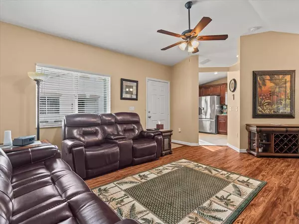 Weeki Wachee, FL 34613,8187 STURBRIDGE CT #A