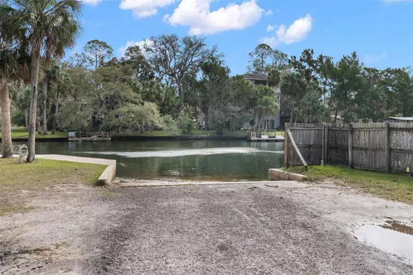 Weeki Wachee, FL 34607,8064 MARYS FISH CAMP RD