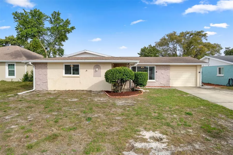 7225 MAYFIELD DR, Port Richey, FL 34668