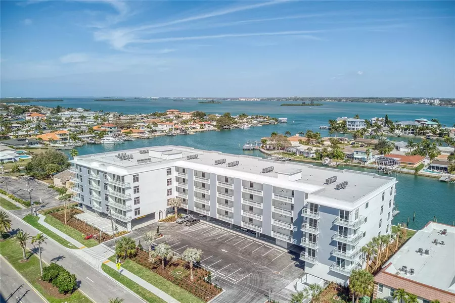 415 ISLAND WAY #310, Clearwater, FL 33767