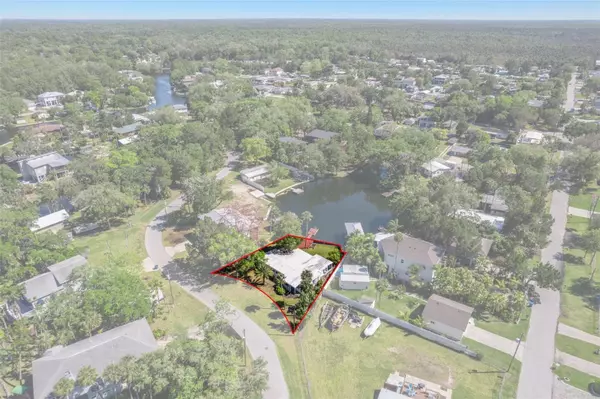 Weeki Wachee, FL 34607,5222 TUSCAWILLA DR