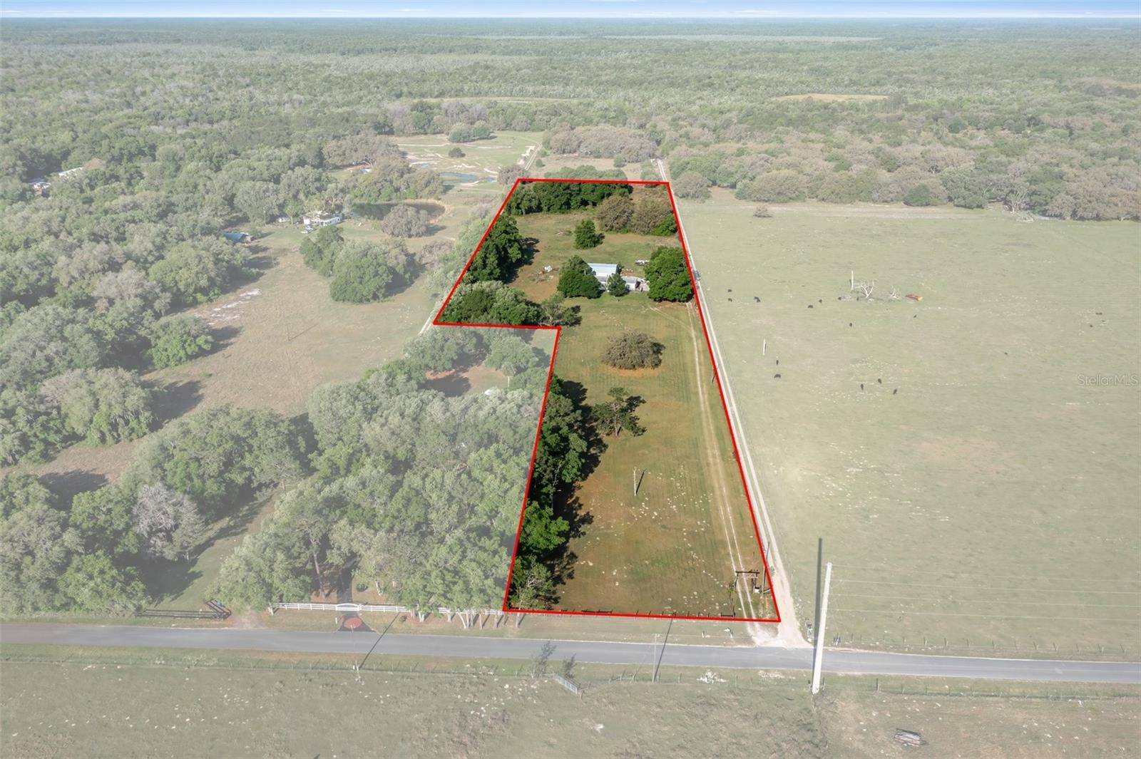 30 CR 416S, Lake Panasoffkee, FL 33538