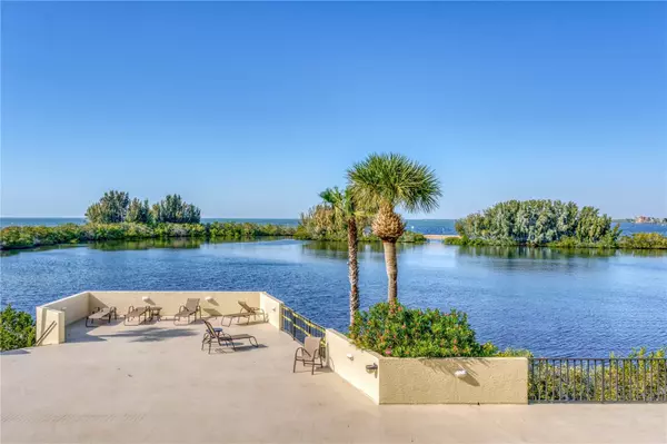 Hudson, FL 34667,5915 SEA RANCH DR #212W