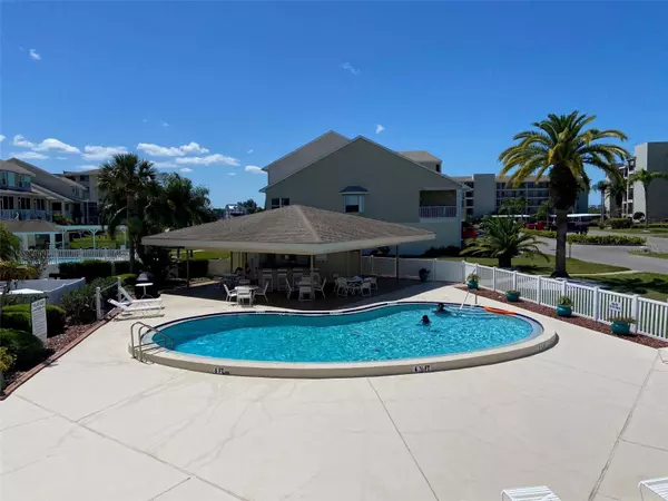 Port Richey, FL 34668,8251 BRENT ST #927