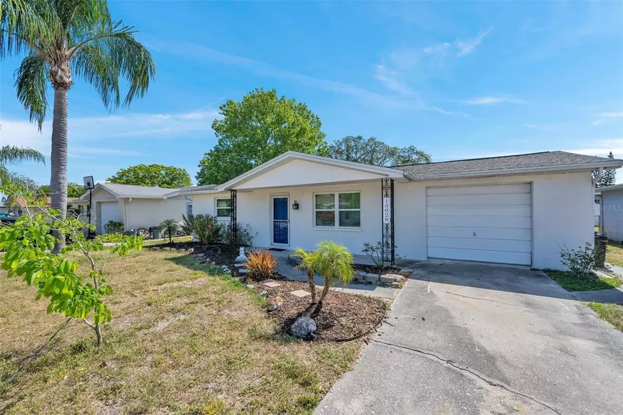 10028 OLD ORCHARD LN, Port Richey, FL 34668