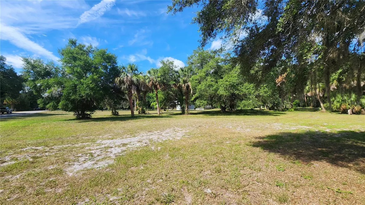 Inglis, FL 34449,158 DAISY ST