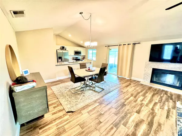 Oldsmar, FL 34677,206 SANDWATER LN