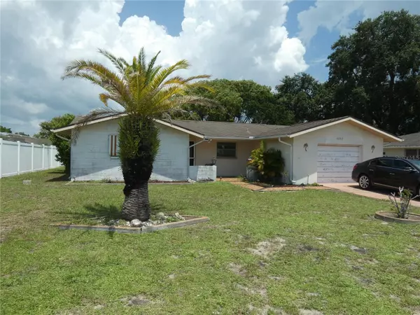 10202 OAK HILL DR,  Port Richey,  FL 34668