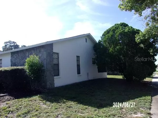 Port Richey, FL 34668,7326 DAUVIN CT