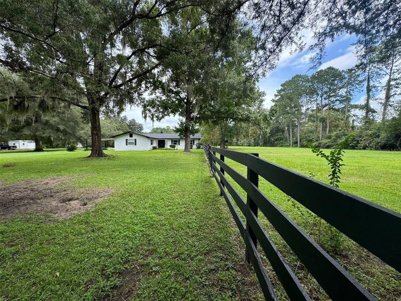 215 NW 180TH ST, Newberry, FL 32669