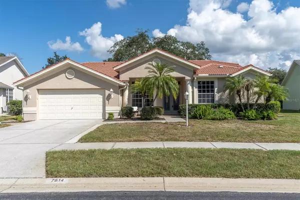 7614 HAMPTON HILLS LOOP, New Port Richey, FL 34654