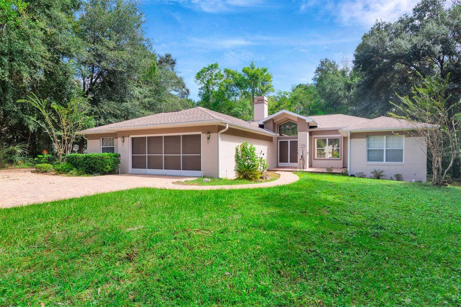 123 N MCGOWAN AVE, Crystal River, FL 34429