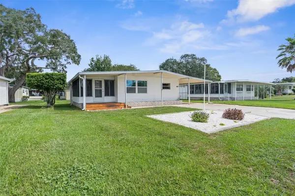 8036 WESTERN CIRCLE DR, Brooksville, FL 34613