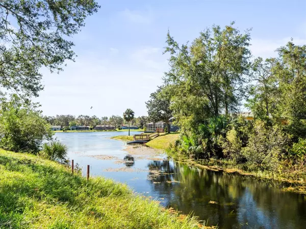 Weeki Wachee, FL 34613,7257 GALLOWAY RD