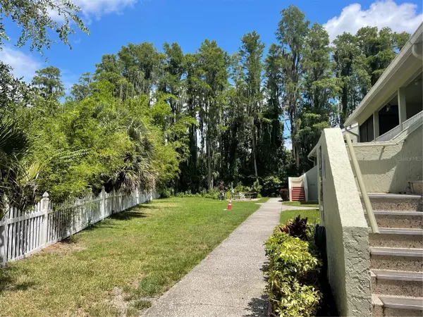 Lutz, FL 33558,20857 HAULOVER CV #B-13