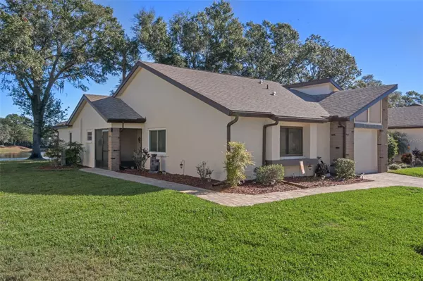 Weeki Wachee, FL 34613,7562 HEATHER WALK DR