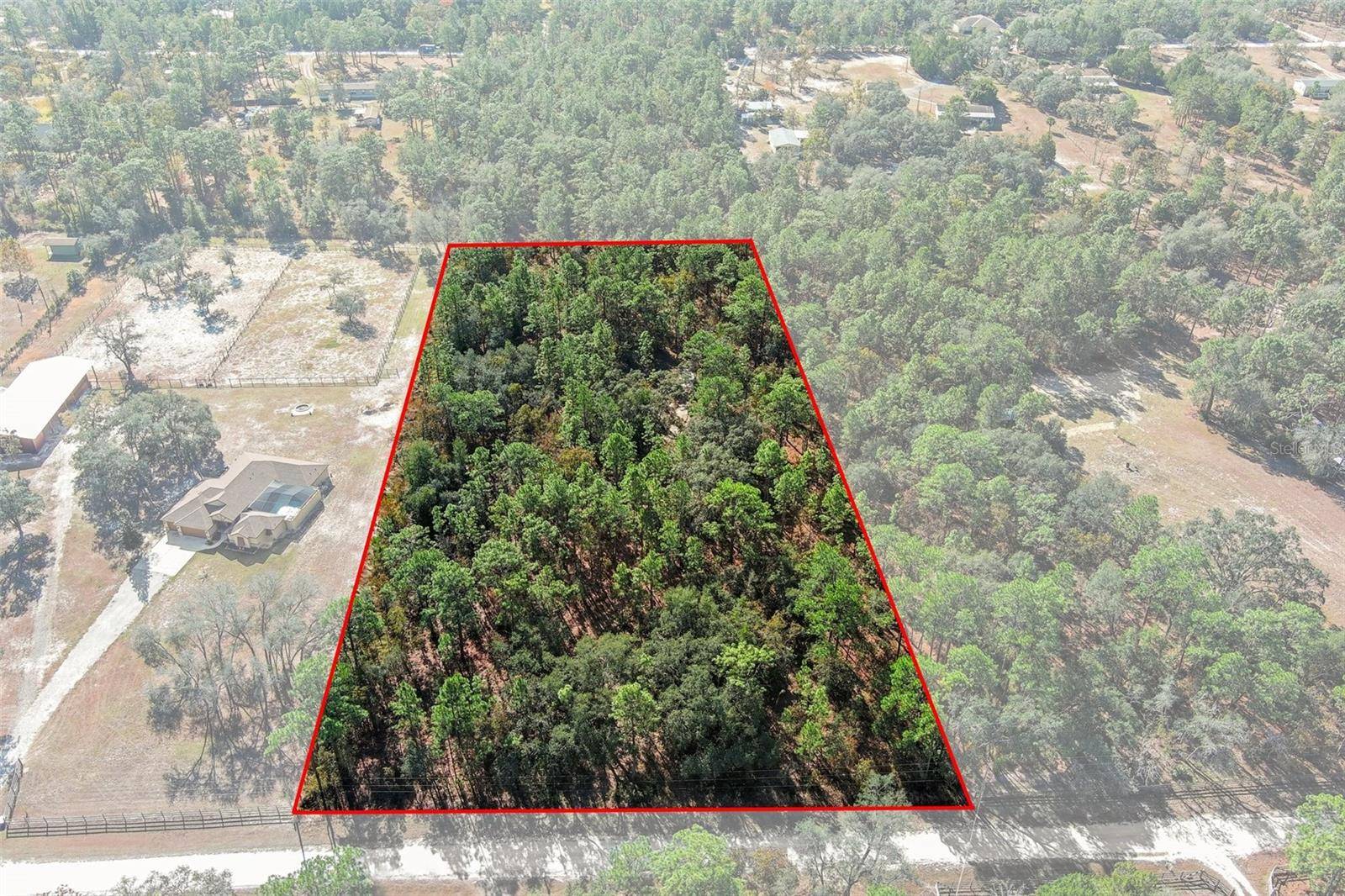 13044 CHARLTON DR, Weeki Wachee, FL 34614
