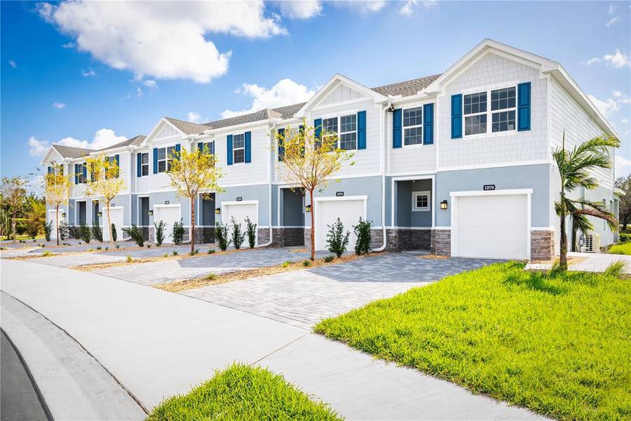 12442 AMBER CREEK CIR, Lakewood Ranch, FL 34211
