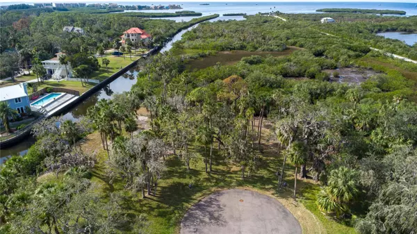 Port Richey, FL 34668,5352 TROPICAL WOODS CT