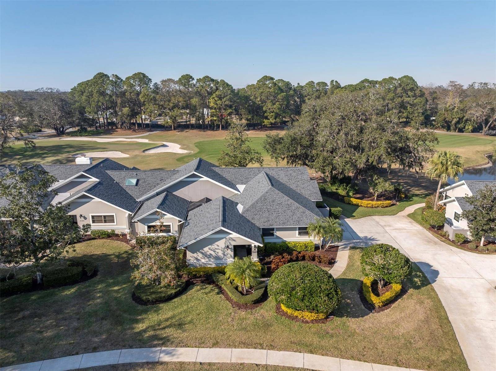 2595 ROYAL LIVERPOOL DR, Tarpon Springs, FL 34688