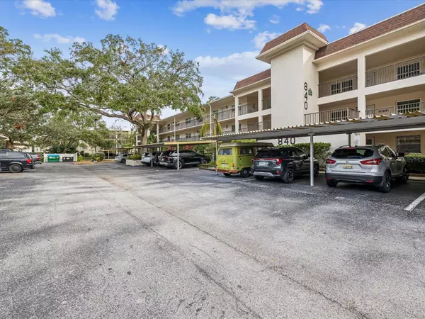 Dunedin, FL 34698,840 VIRGINIA ST #202