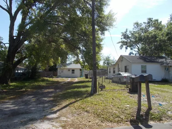 St Petersburg, FL 33741,5827 39TH ST N
